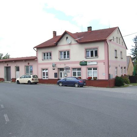 Hostinec Na Navsi Javorník 외부 사진