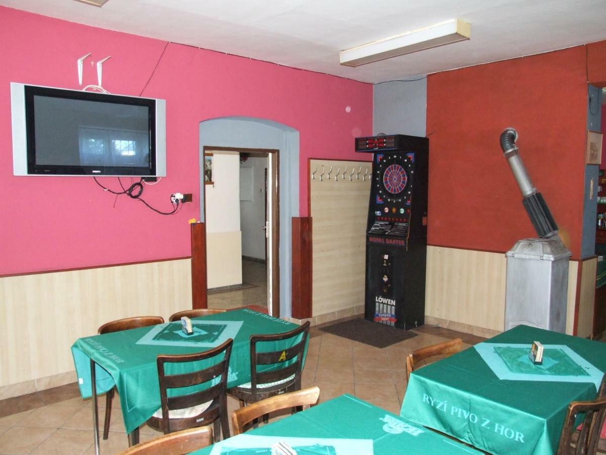 Hostinec Na Navsi Javorník 외부 사진